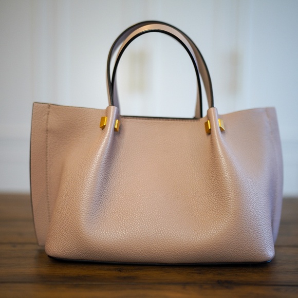 Valentino Garavani VLogo Tote Leather Small - Picture 4 of 16